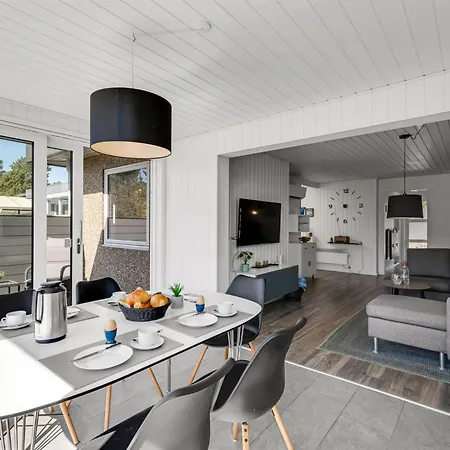 Clemence - 900m From The Sea By Interhome Сasa de vacaciones